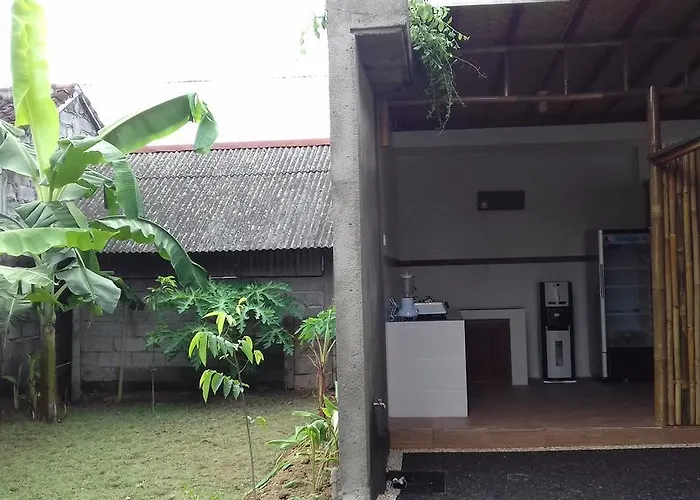 Anugrah Jaya Guest house 2*