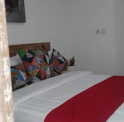 Anugrah Jaya Guest house 2*